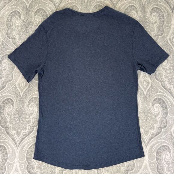 Mens Lululemon 5 Year Basic Tee - Picture 3 of 4